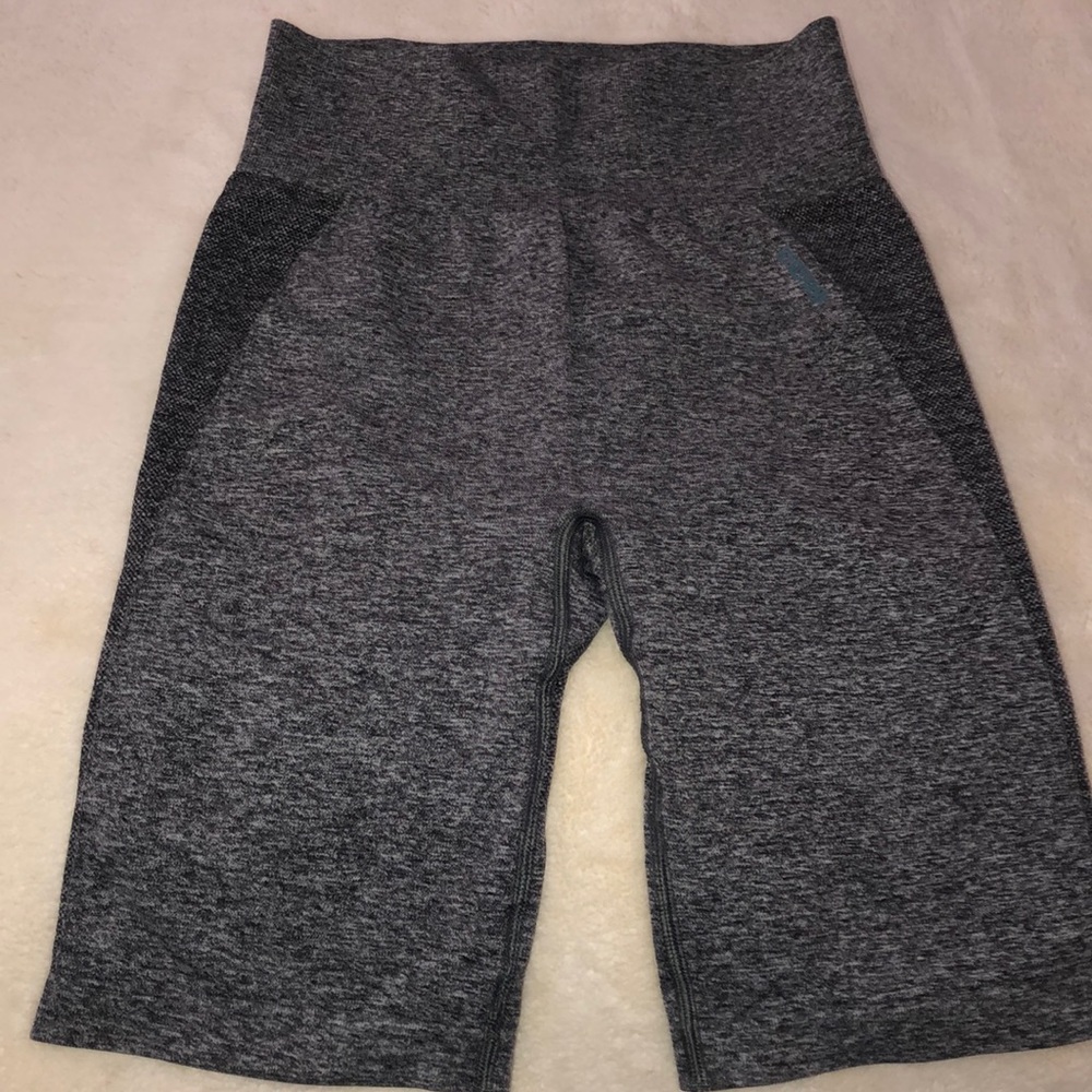 GYMSHARK BIKER SHORTS IN GRAY MARL🤍🖤💙